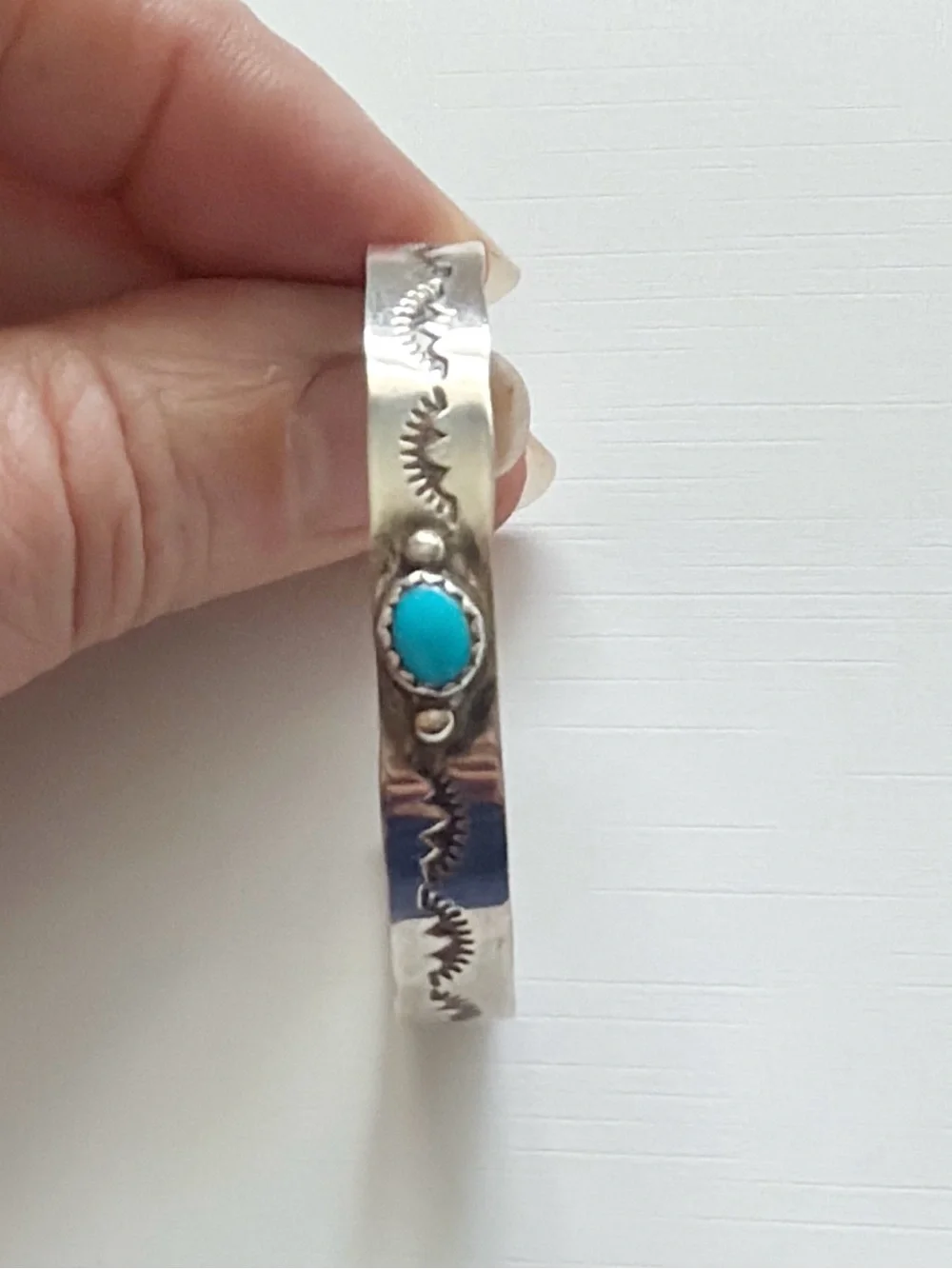 Vintage Southwestern Turquoise Sterling Silver Cuff Bracelet